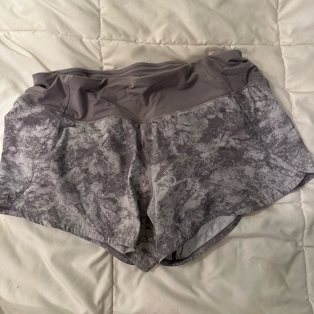 Lululemon Speed Up Low-Rise Lined Short